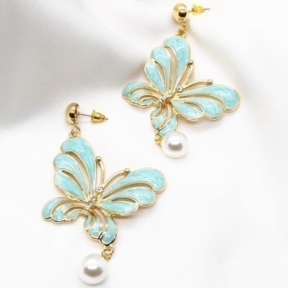 Jewelry - Oversized Blue Butterfly Pearl Earrings